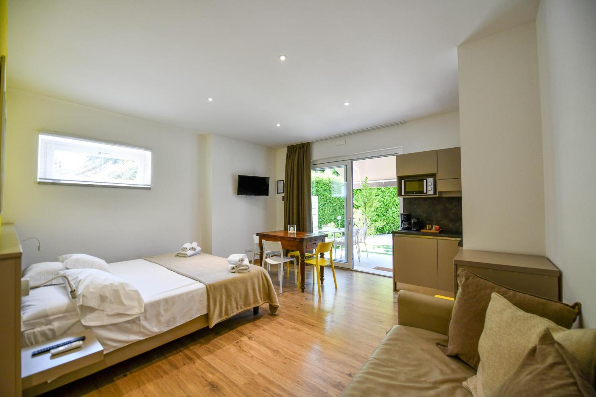 Ferienwohnung Regina e Oriente Baveno Exterior foto